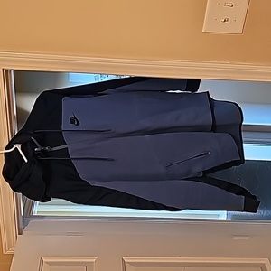Nike jacket. Size large, hoodie